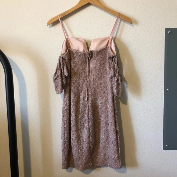 NWOT City Triangles Mauve Lace Off Shoulder Short Cocktail Party Dress Size 7 - Picture 4 of 4